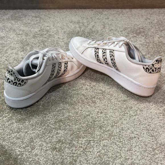 Adidas Grand Court 2.0 Sneaker - Women's - Picture 4 of 7